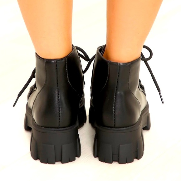 Fashion Nova Changing the Game booties - Picture 3 of 4